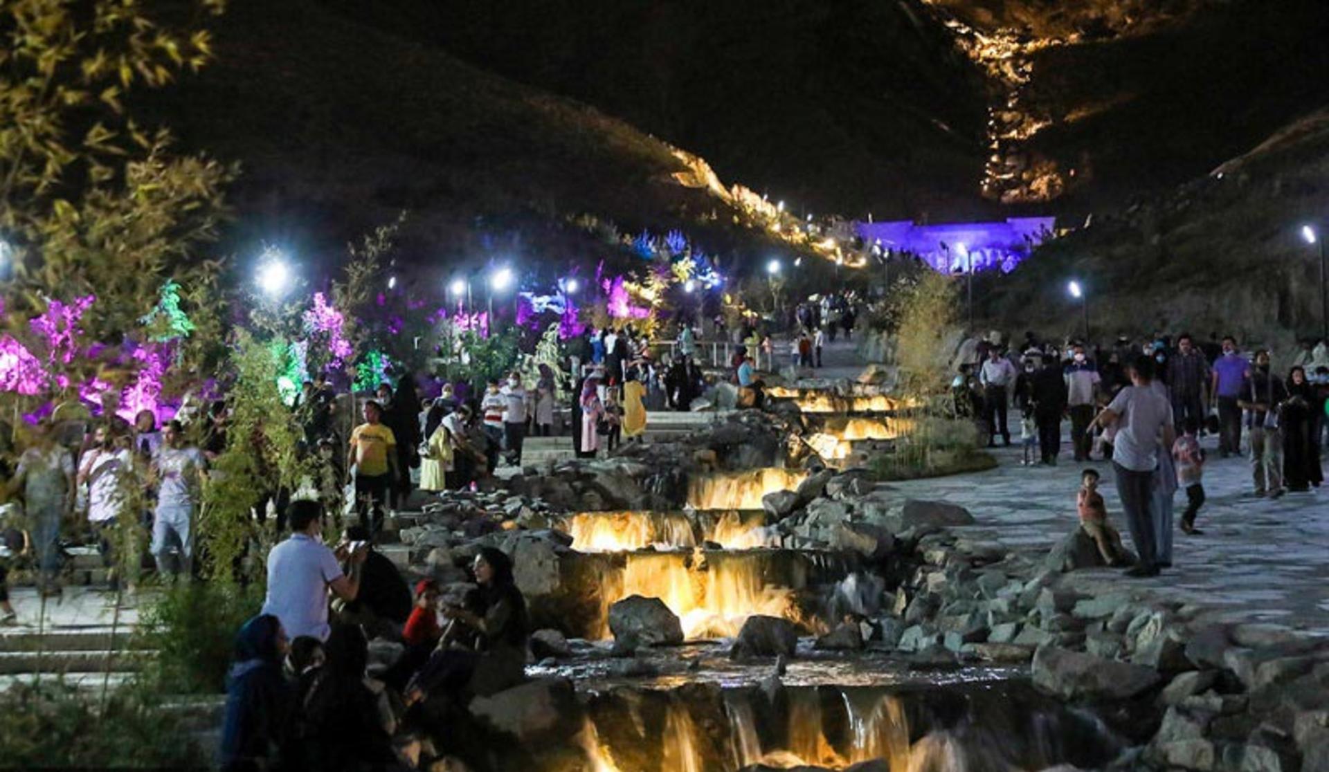 کوهشار مشهد در شب