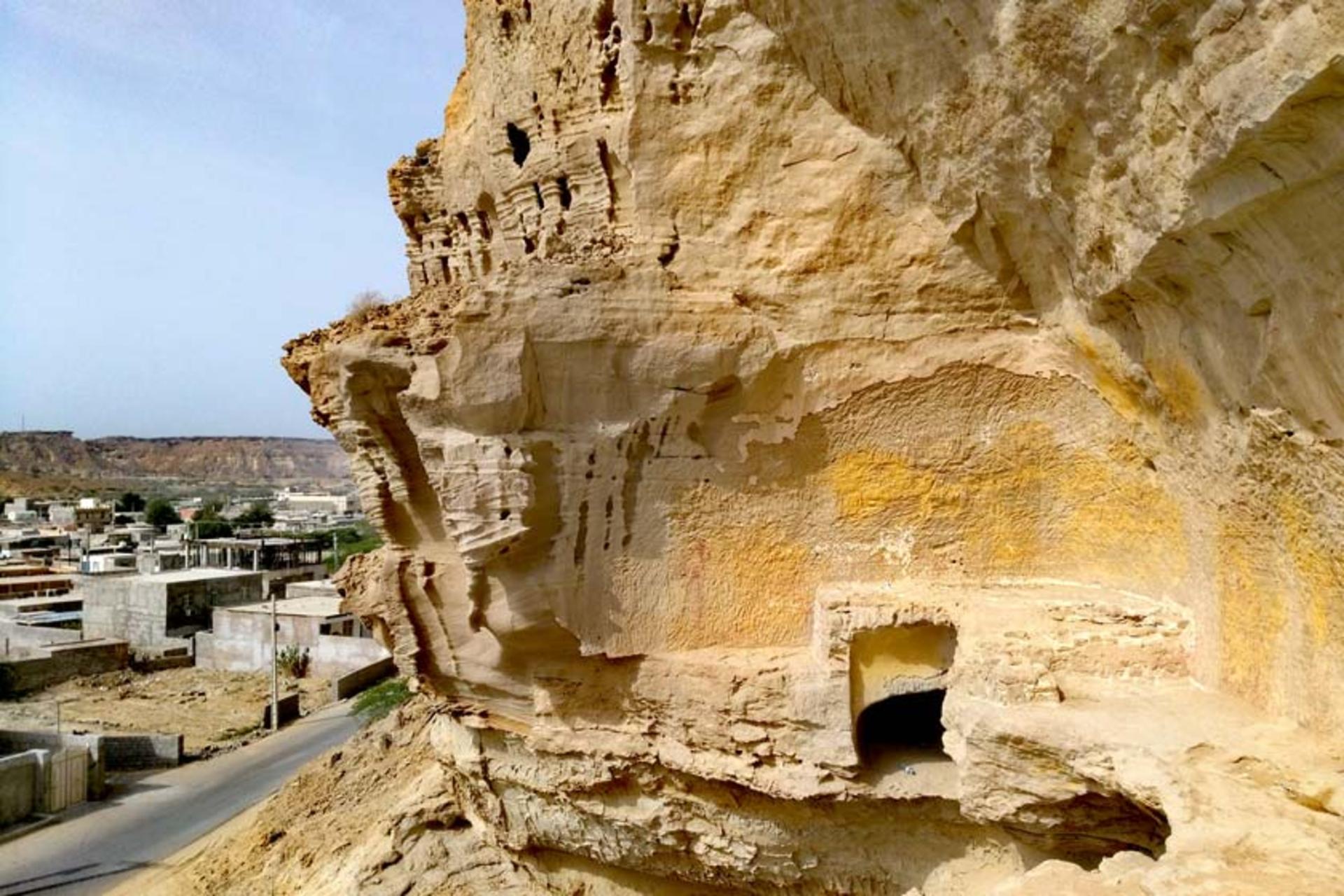 غارهای بان مسیتی در چابهار