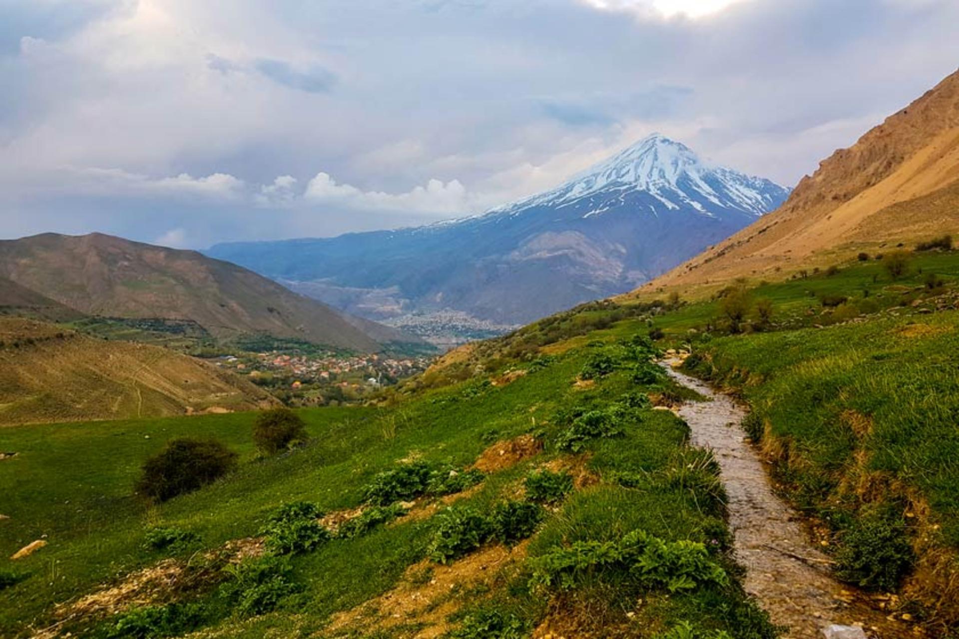 مسیرهای راهپیمایی در دشت آزو