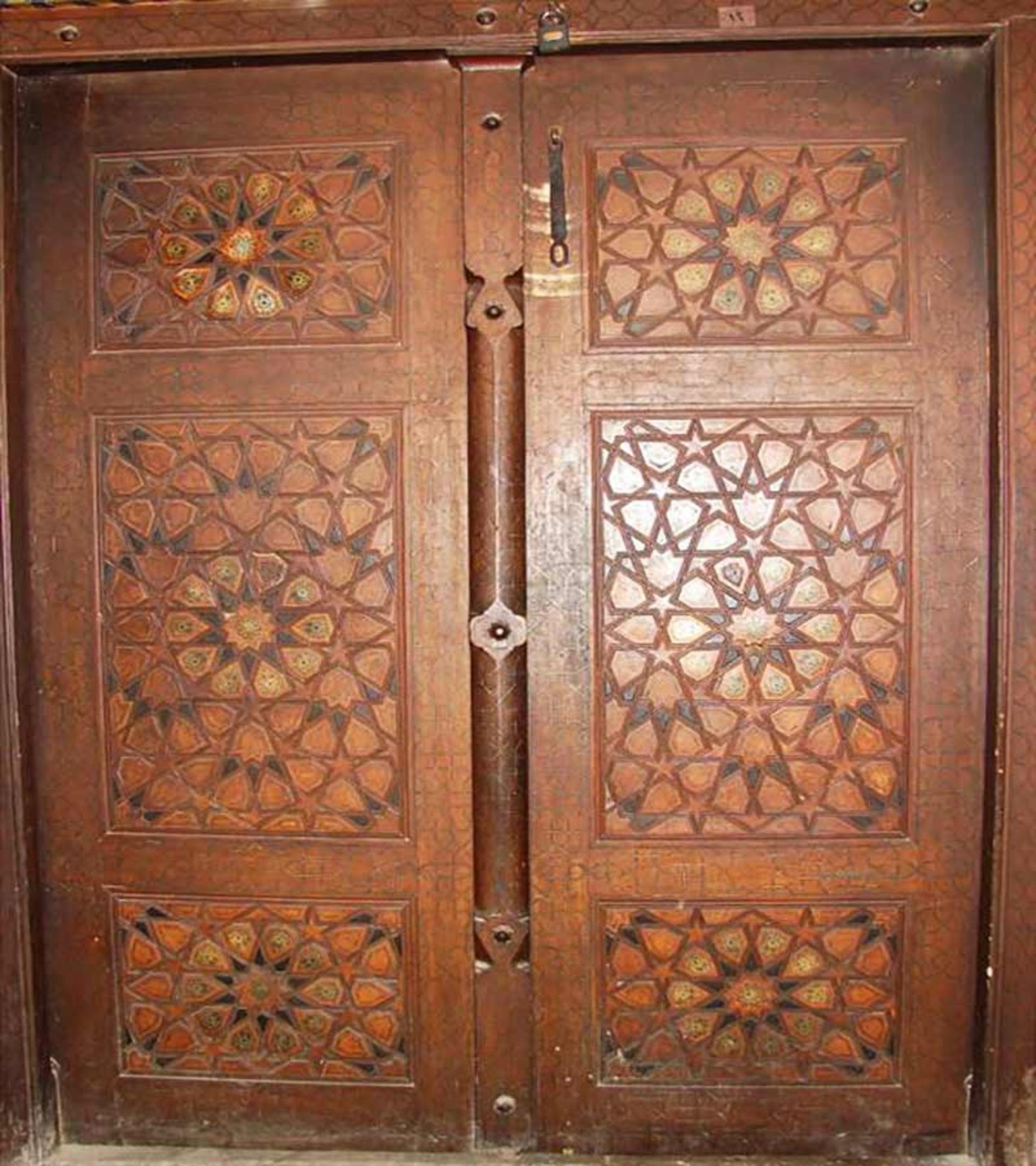 درب خاتم کاری مدرسه چهارباغ اصفهان 