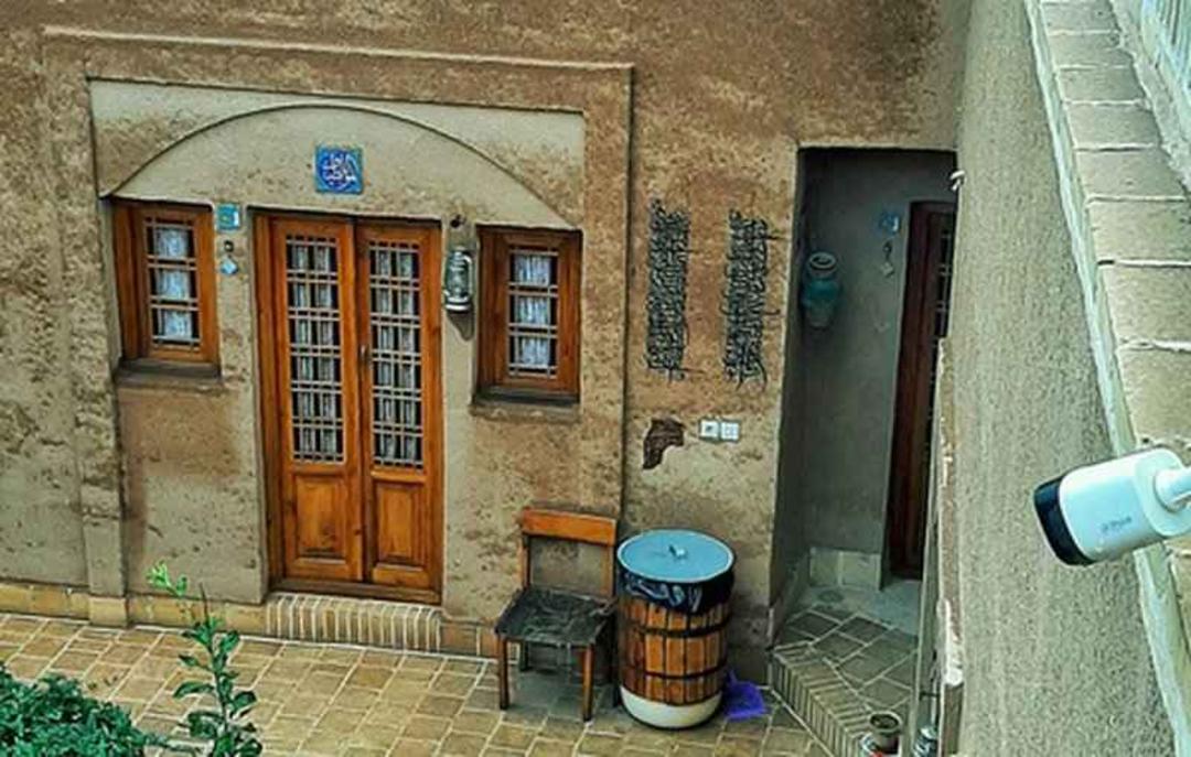 بومگردی شمس تبریزی