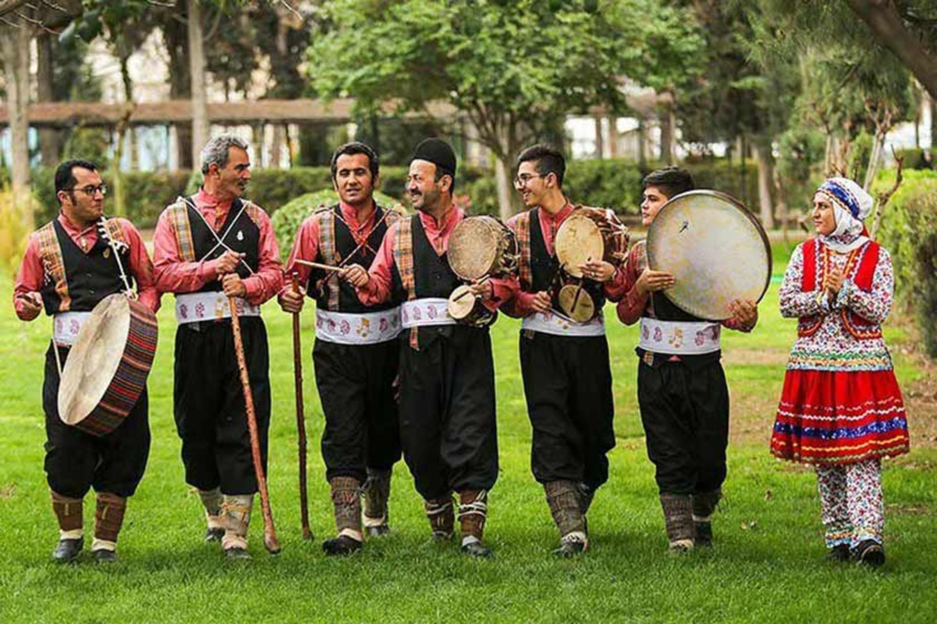 آداب و رسوم و جشن مازندرانی 