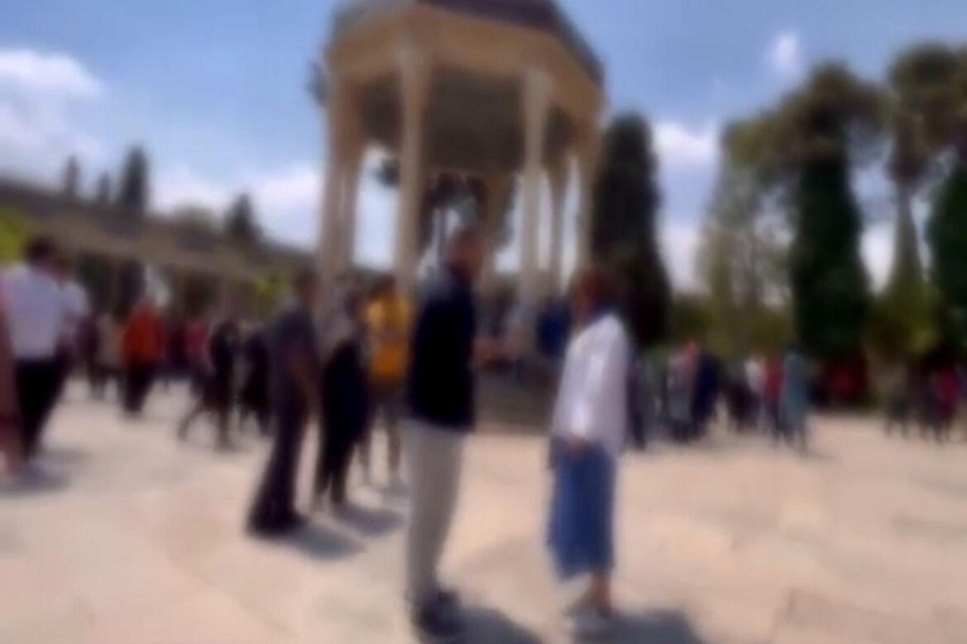 خواستگاری در حافظیه