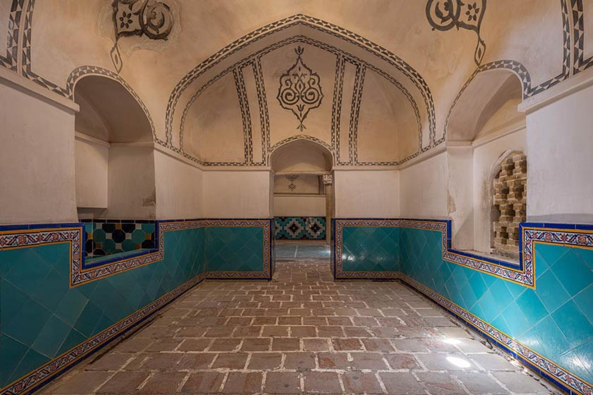 حمام باغ فین