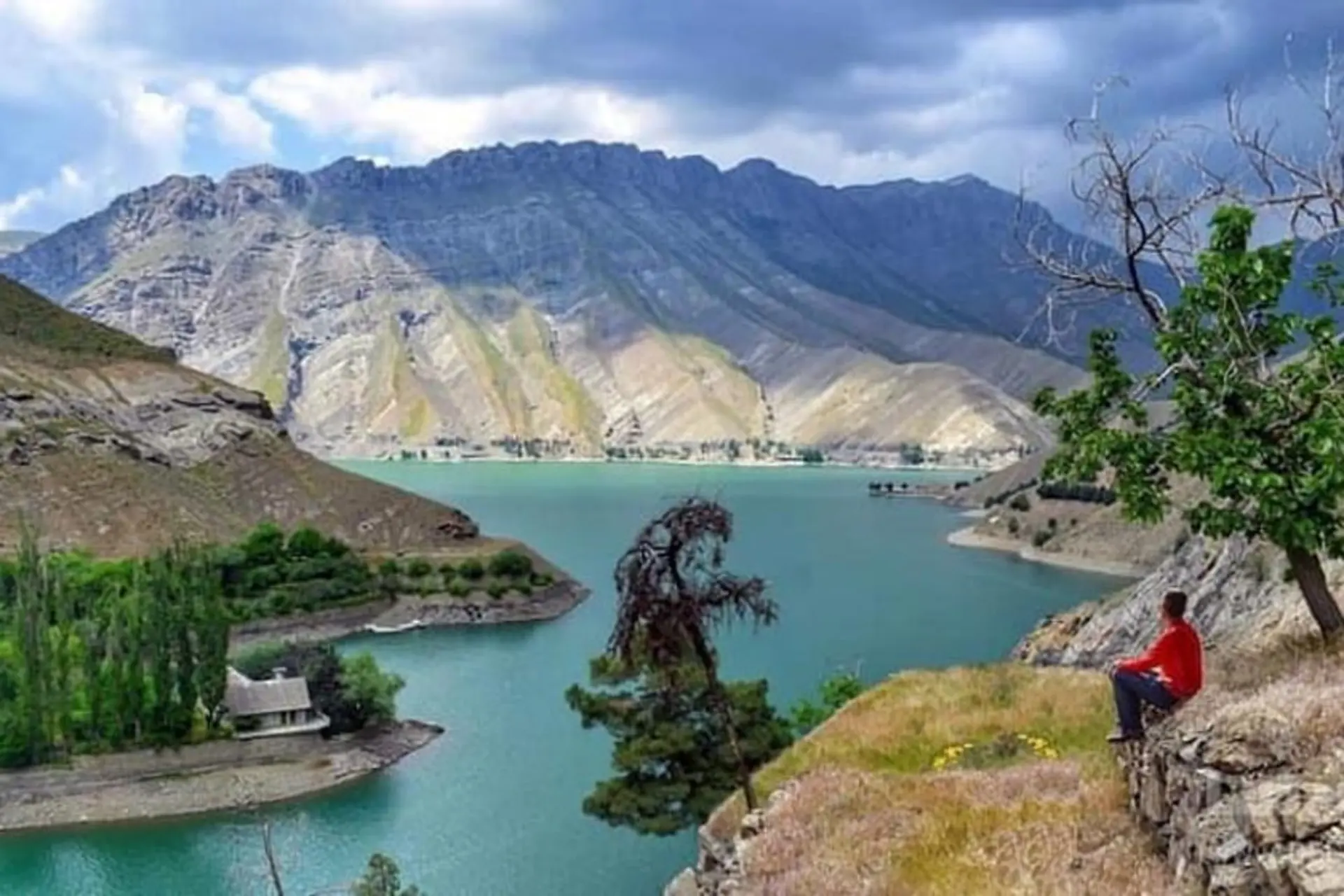 نمایی از سد کرج