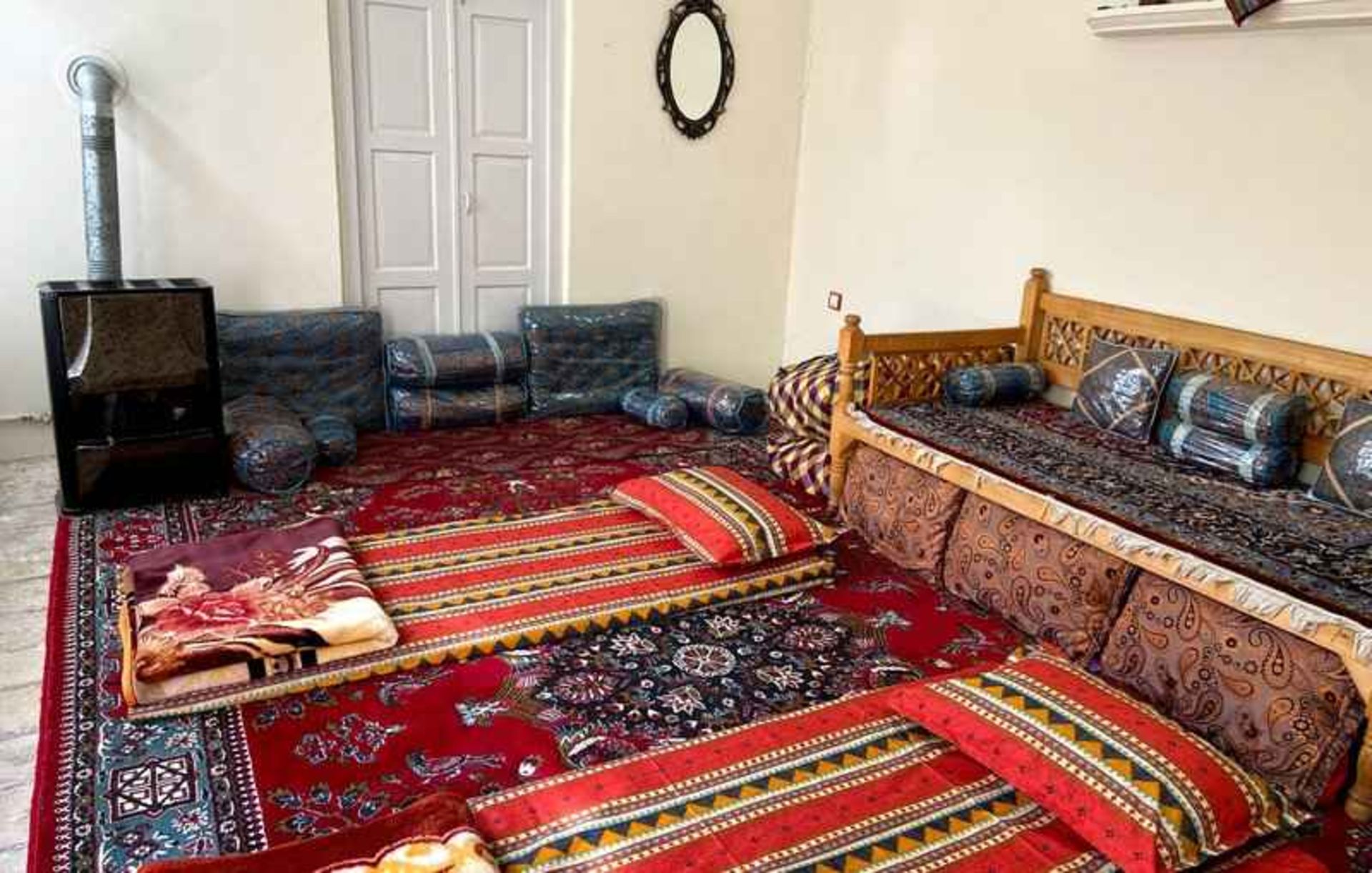 بومگردی سرای اوروزا