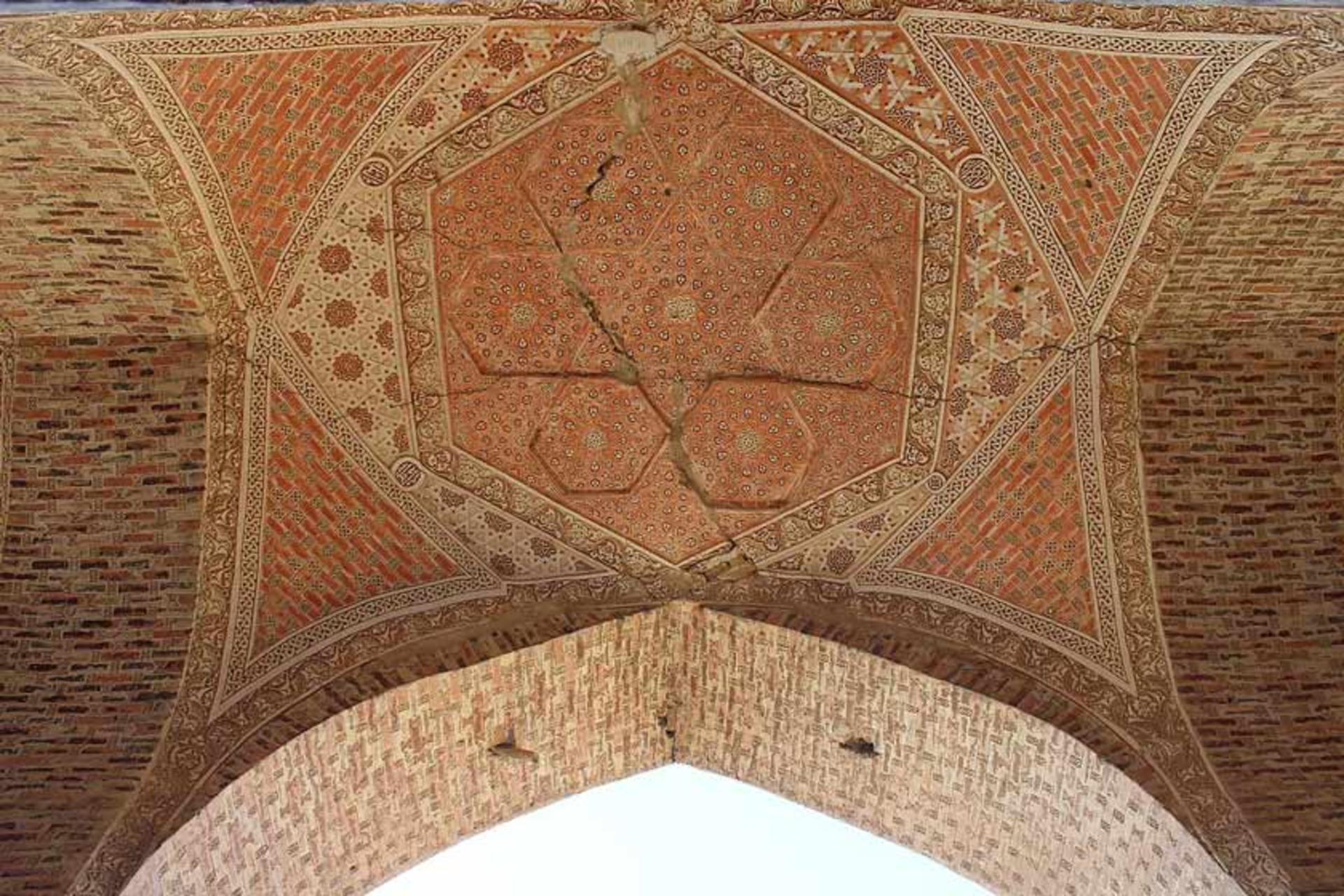 تزیینات معماری گنبد سلطانیه