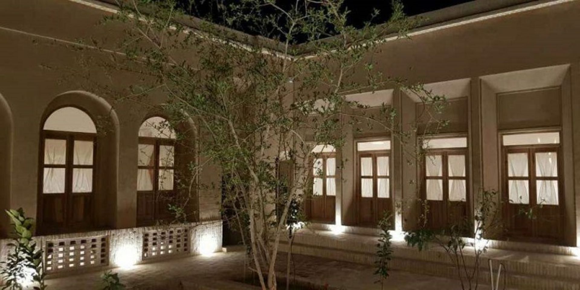 بومگردی سرای میرزا