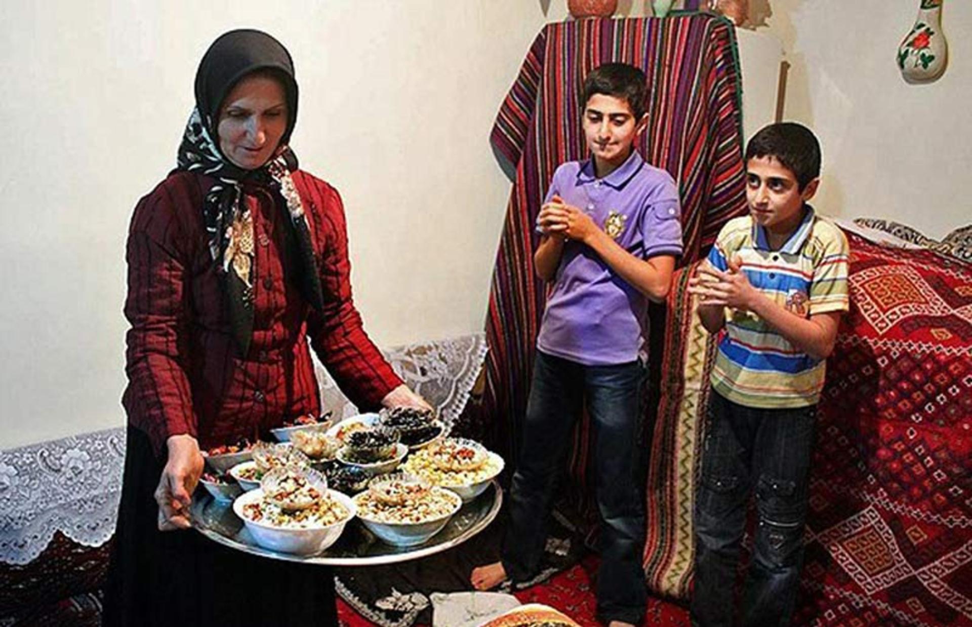 خوراکی های مراسم تیرماه سیزده 