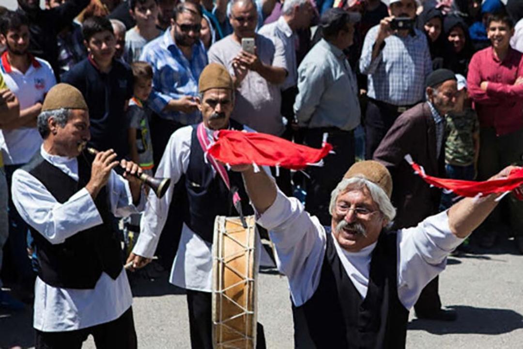 جشن و پایکوبی در جشن تیرگان   