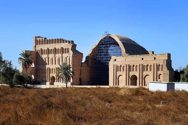 طاق کسری در عراق