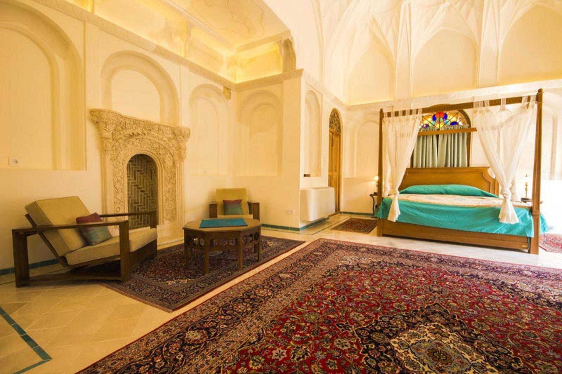 اتاق یاس در سرای عامری‌ها کاشان