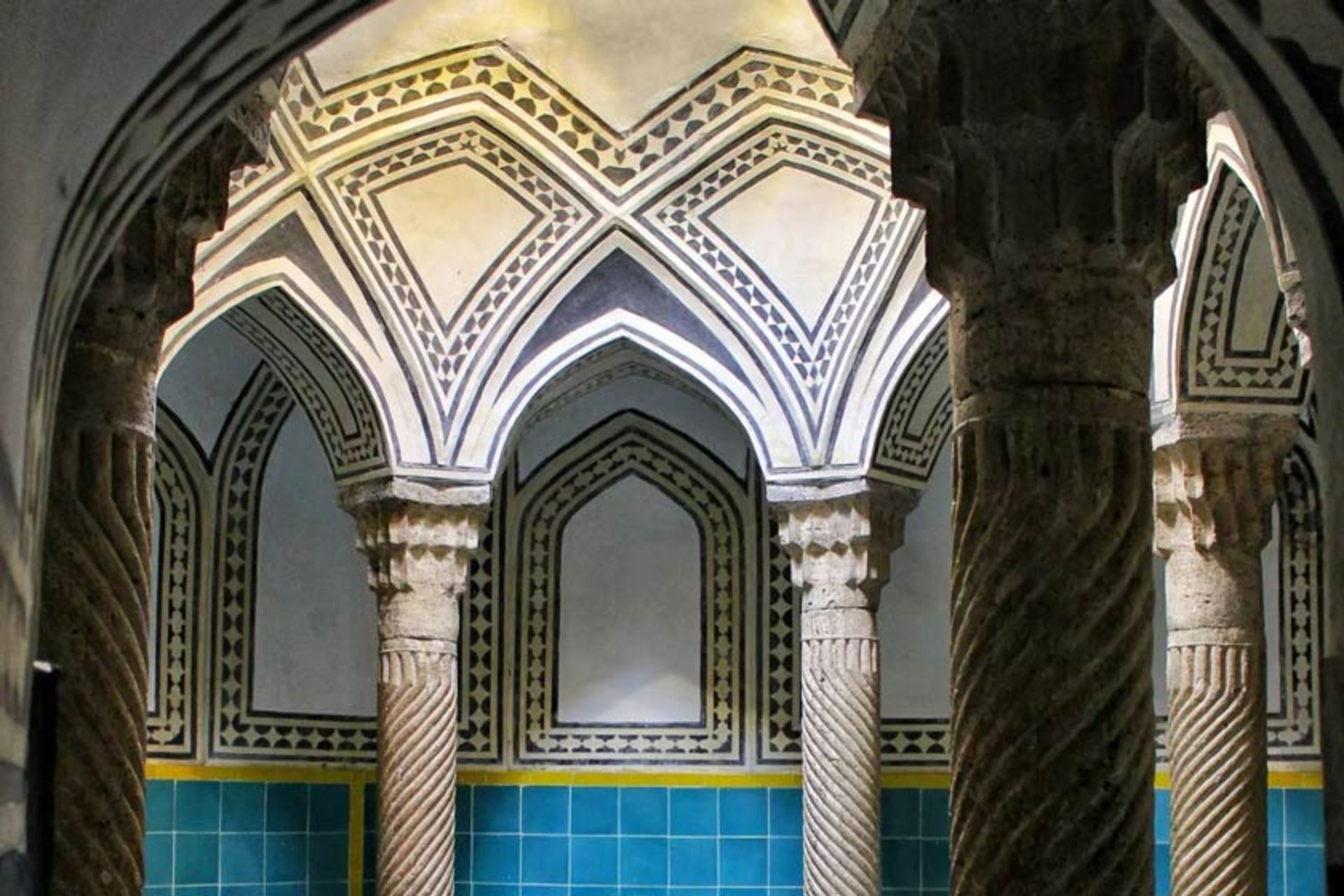 حمام عمارت آصف وزیری