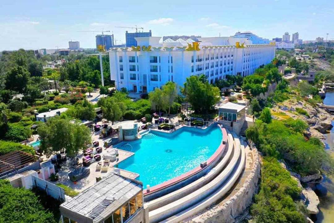 هتل بزرگ داریوش کیش 