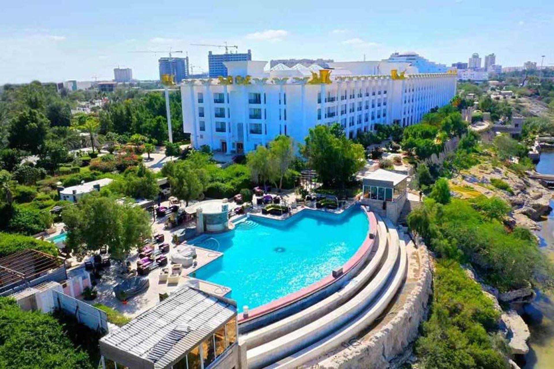 هتل بزرگ داریوش کیش 
