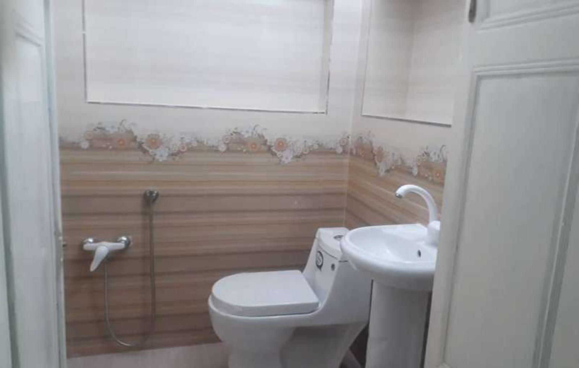 بومگردی عمارت بانو 