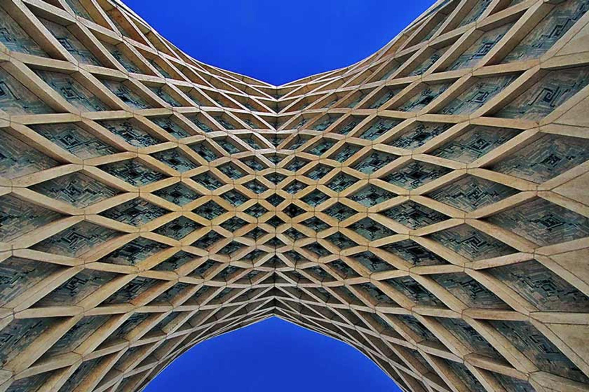 معماری برج آزادی
