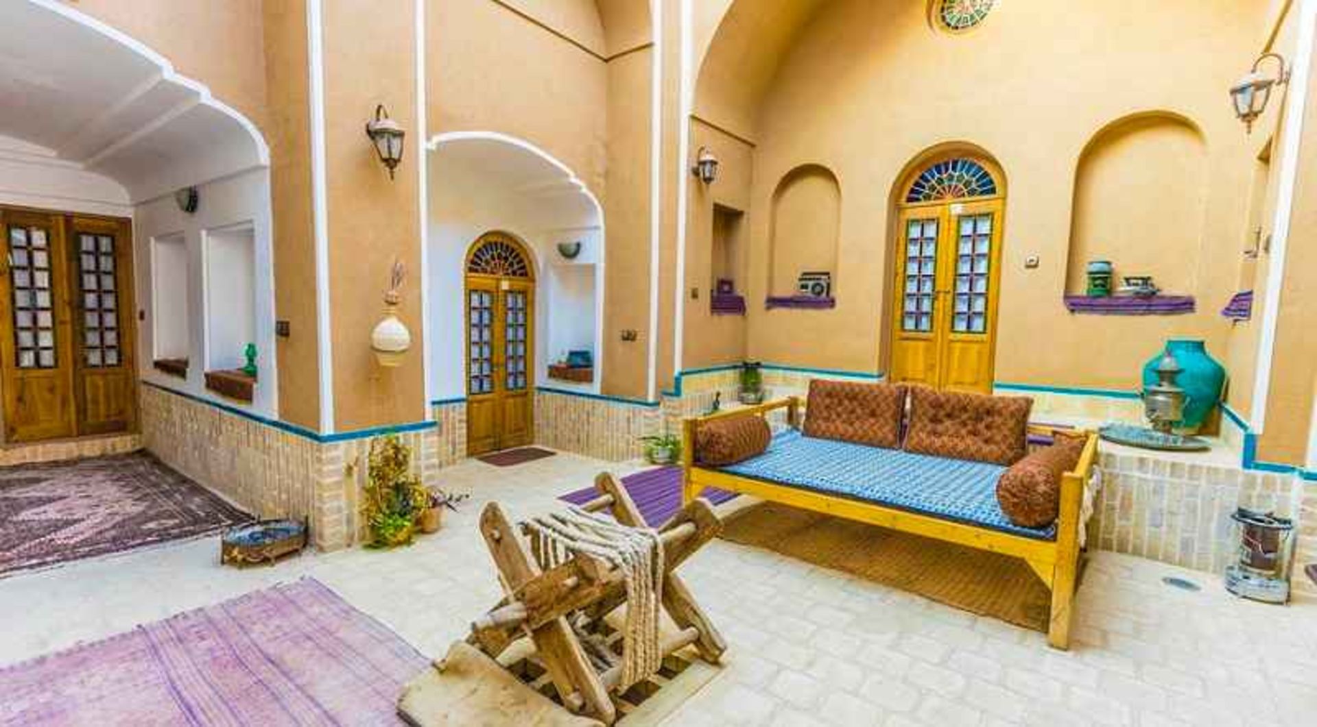 بومگردی خشت و خاطره یزد
