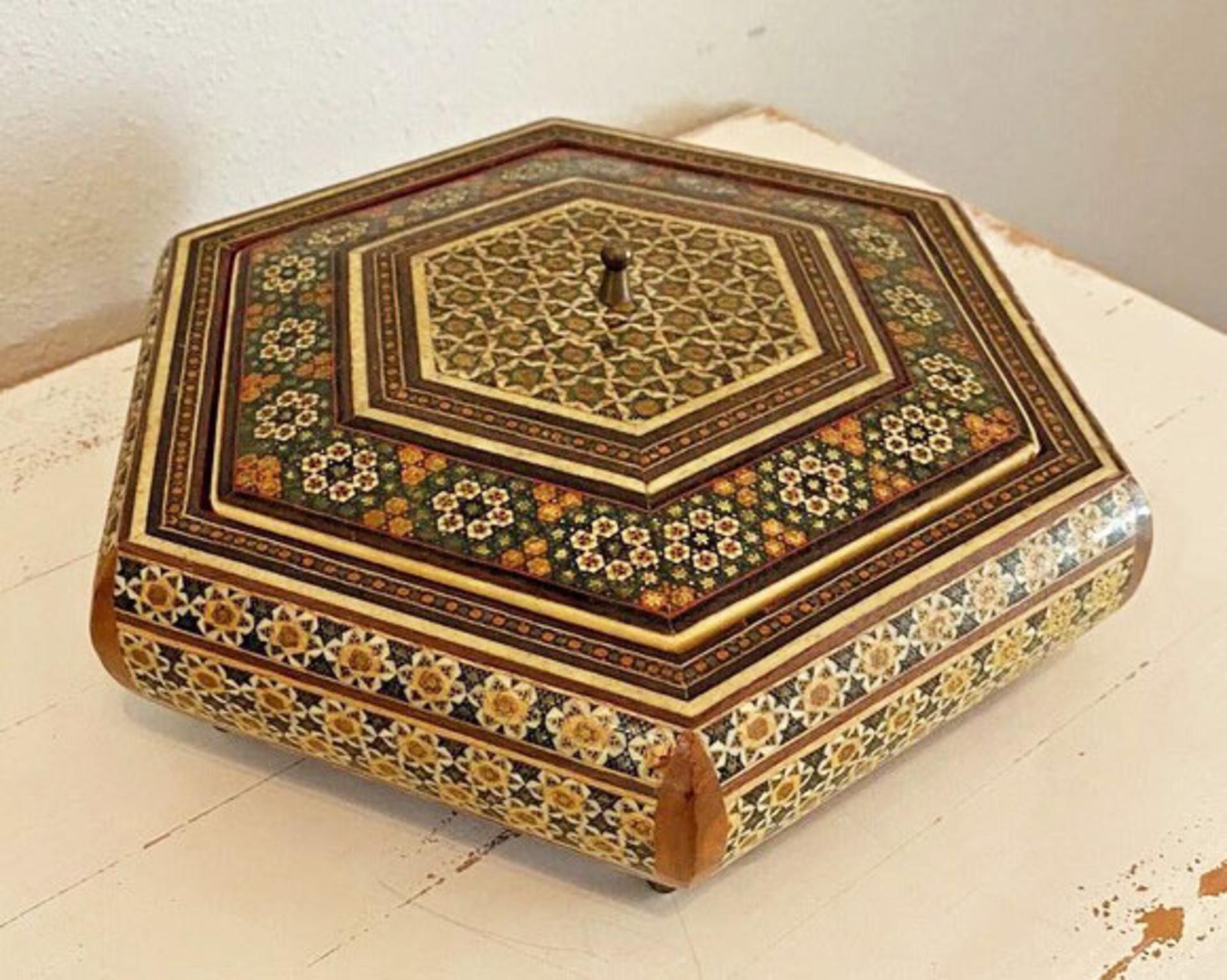 جعبه شش ضلعی نفیس خاتم 