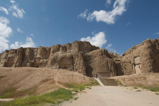 دورنمای نقش رستم