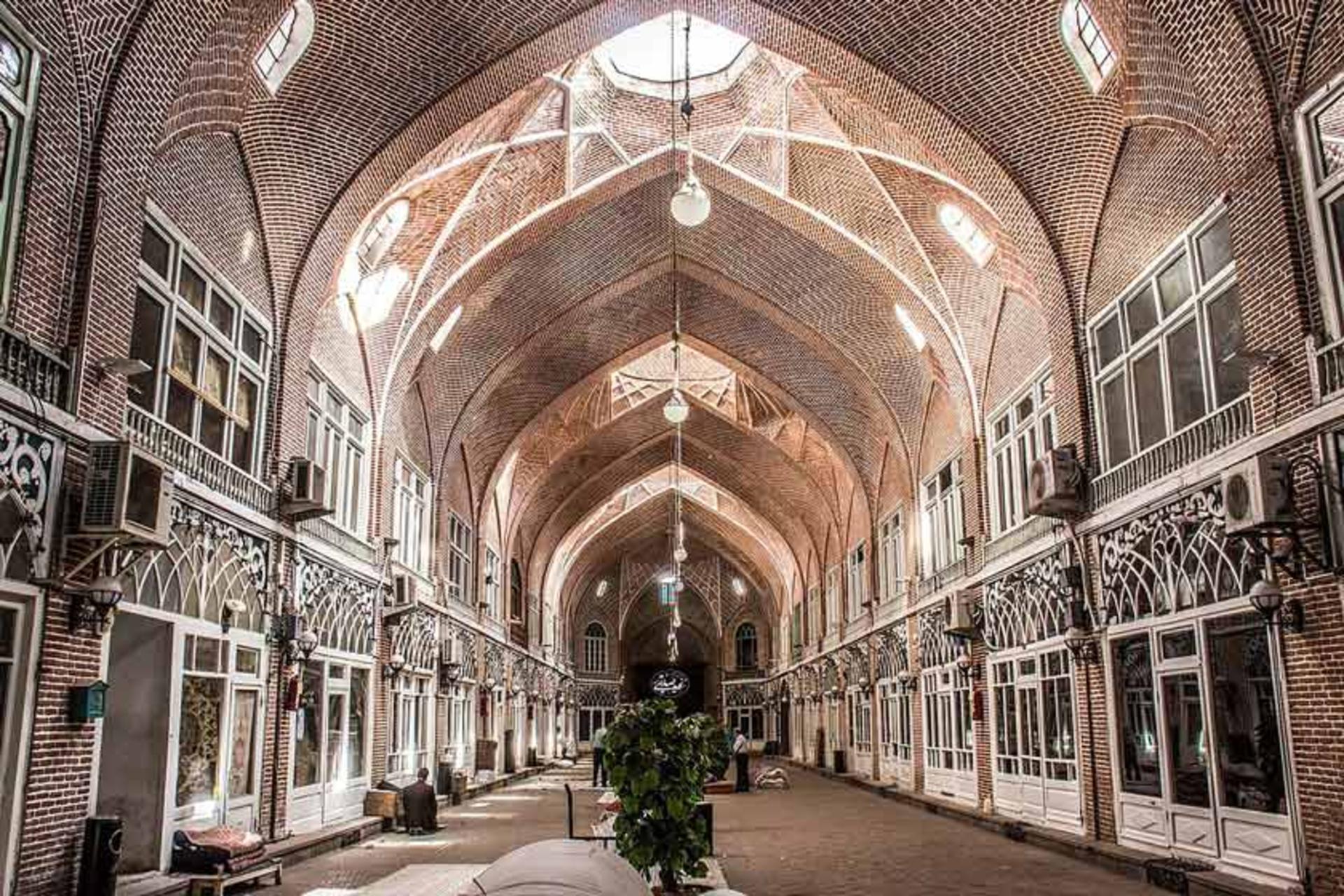 بازار مظفریه در بازار تبریز