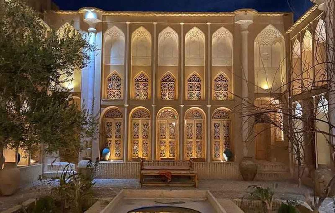 سرای سه نیک یزد