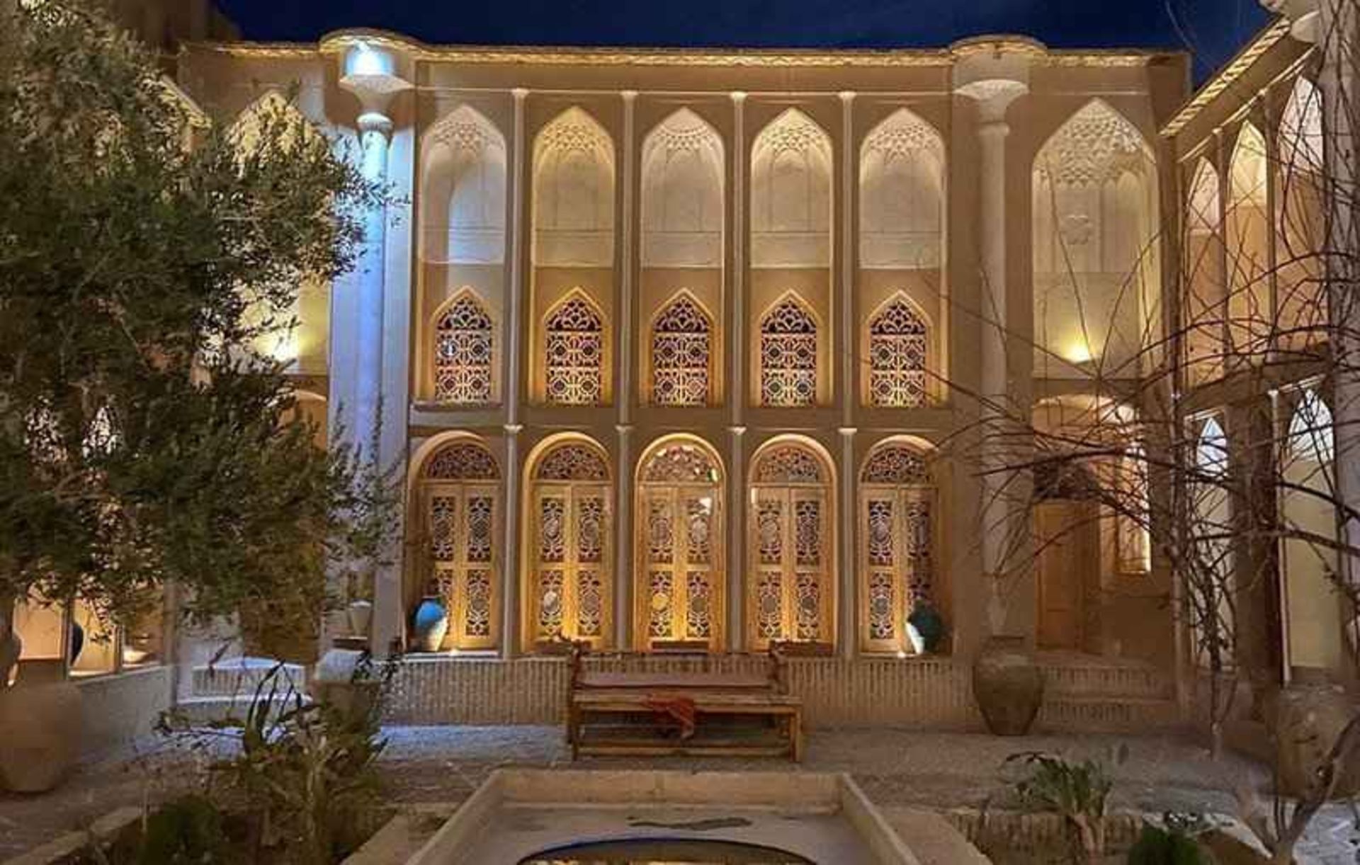 سرای سه نیک یزد
