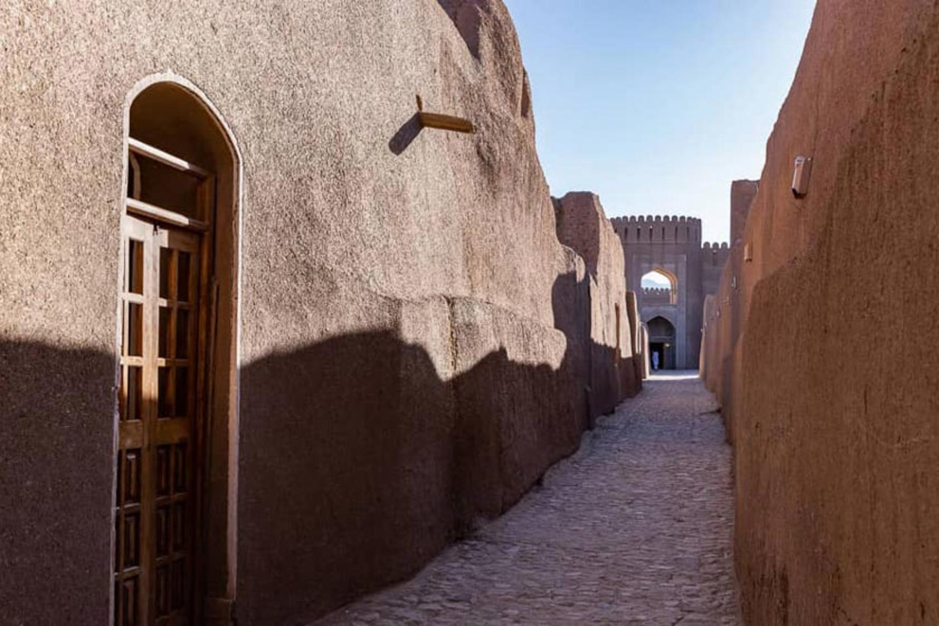 بناهای خشتی ارگ راین