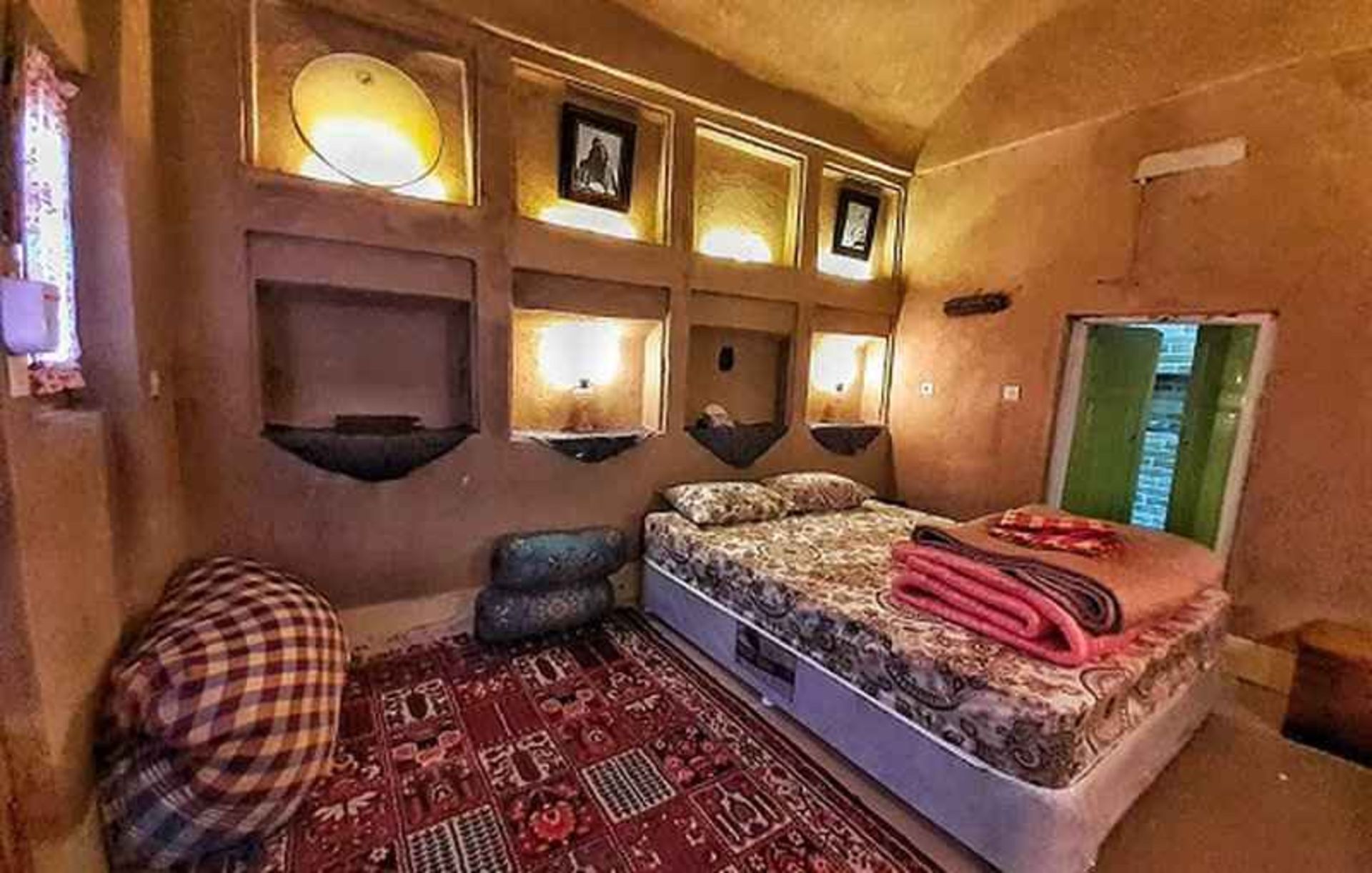 بومگردی شمس الحق تبریزی