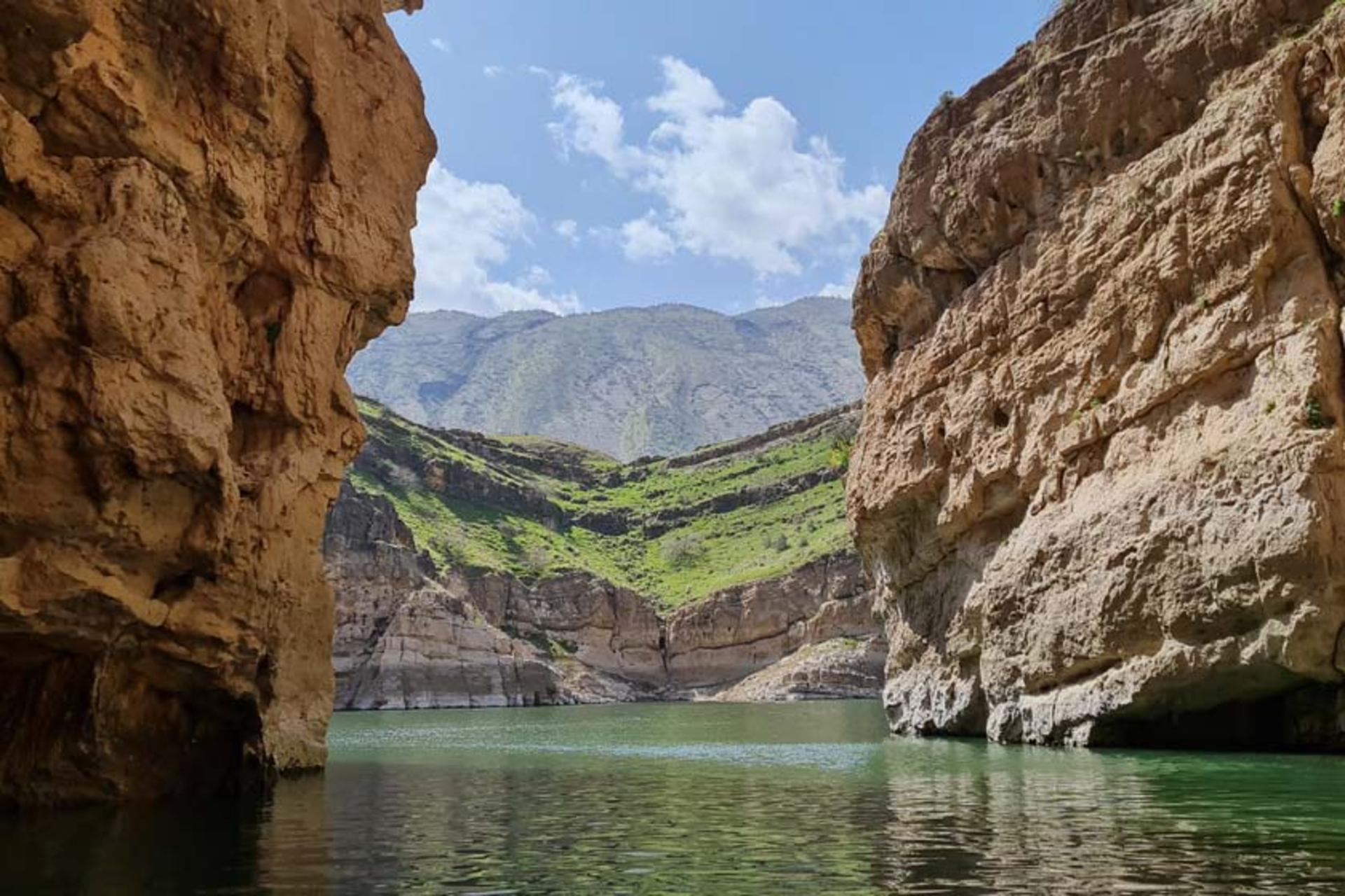 در مسیر خروج از تنگه کافرین