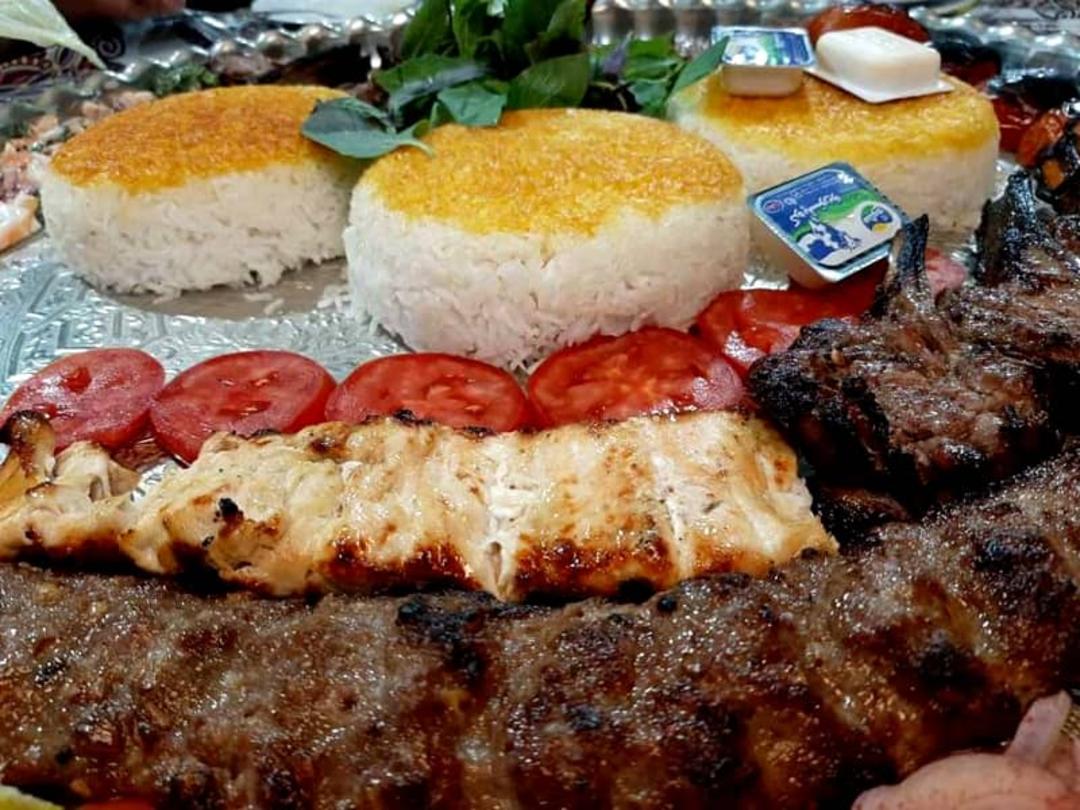 کباب و جوجه با کته در رستوران سایدا