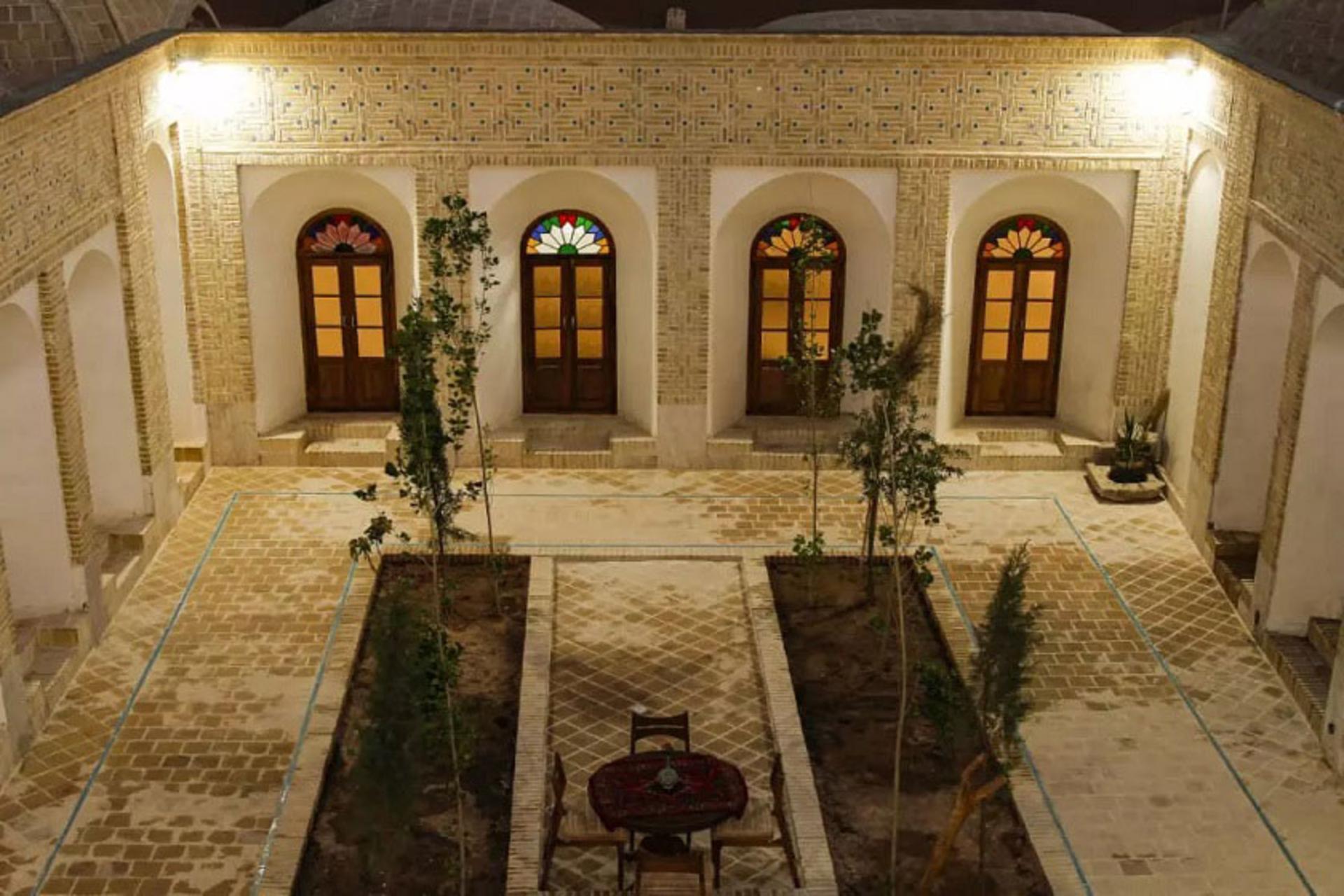 اقامتگاه سنتی کلیاس کرمان