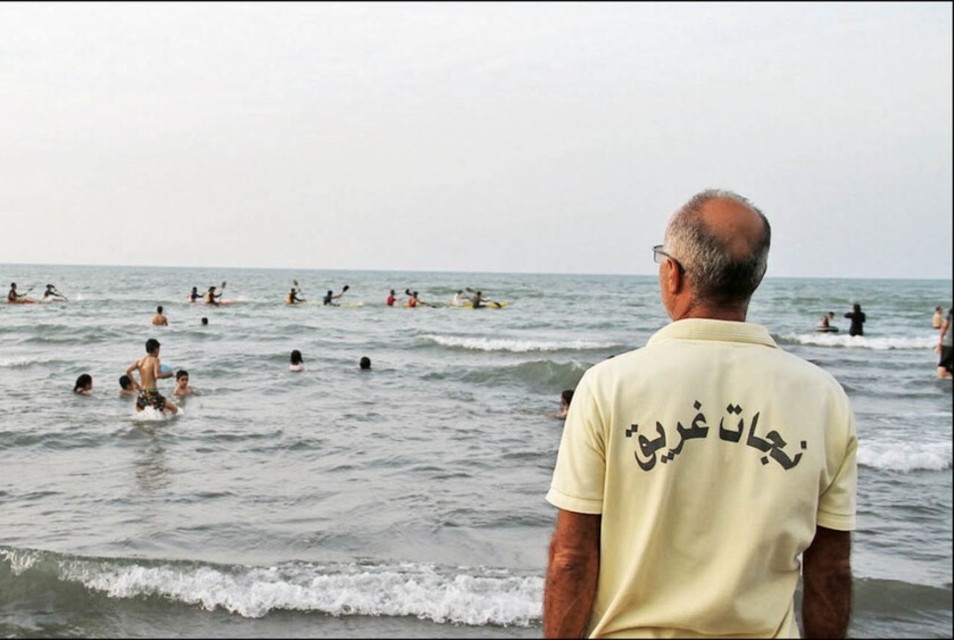 نجات غریق در ساحل دریای خزر
