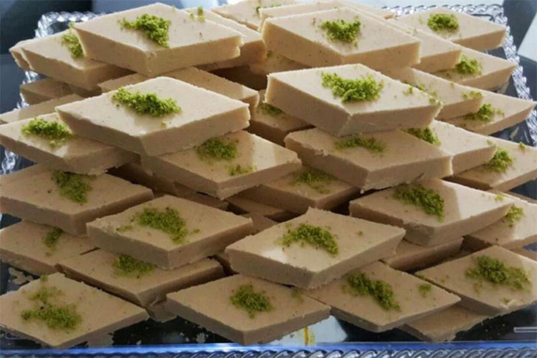 حلوا لوزی همدانی