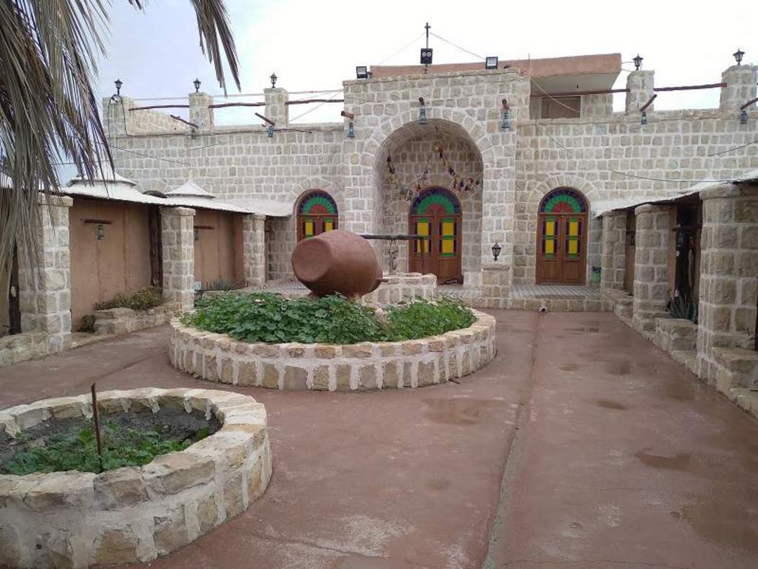 اقامتگاه بومگردی ارسطو