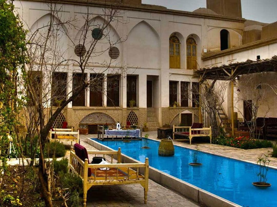 اقامتگاه بومگردی خانه تاریخی احسان