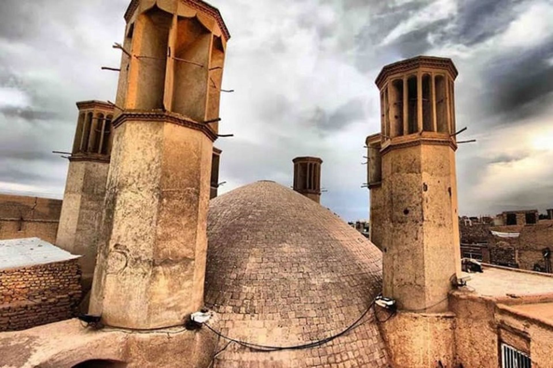 آب انبار شش بادگیری یزد