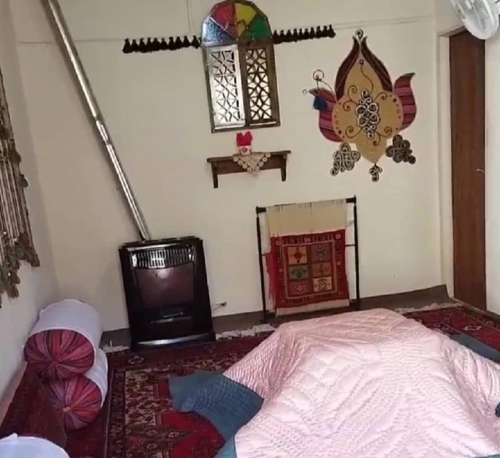اقامتگاه بومگردی روژان دماوند، واحد کردستان