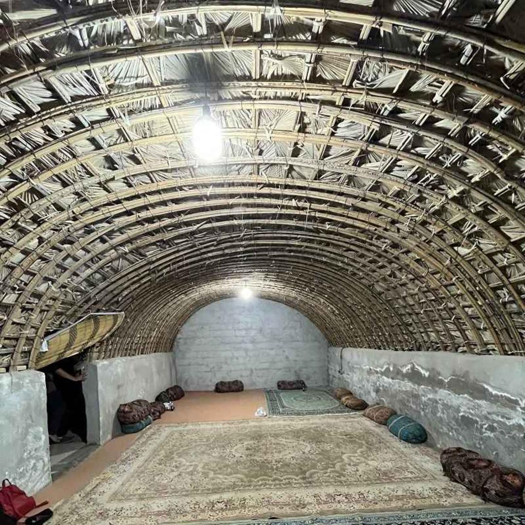 بومگردی گل افشان کنارک