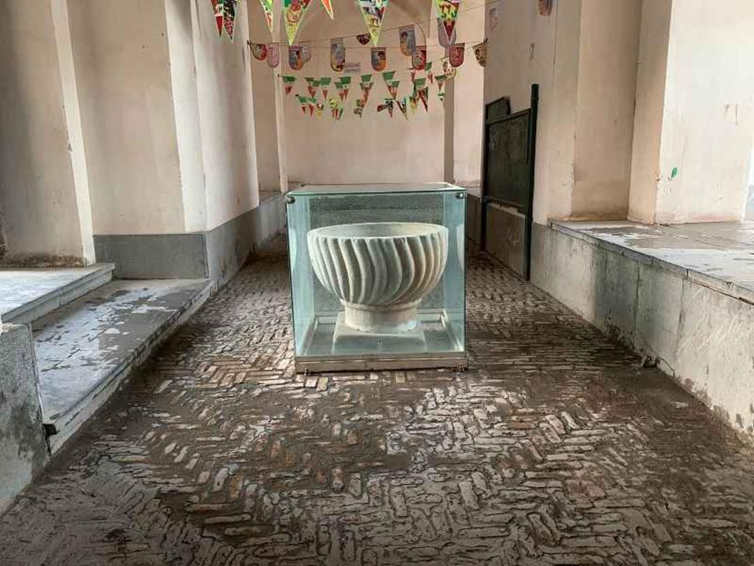 سنگ آب تاریخی مسجد میرعماد