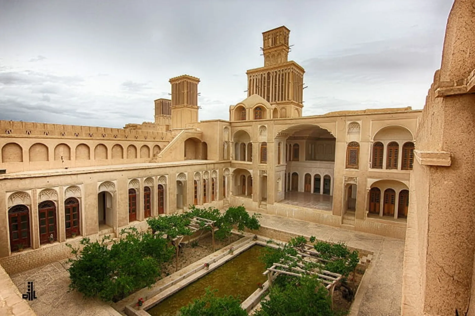 بادگیر خانه آقازاده