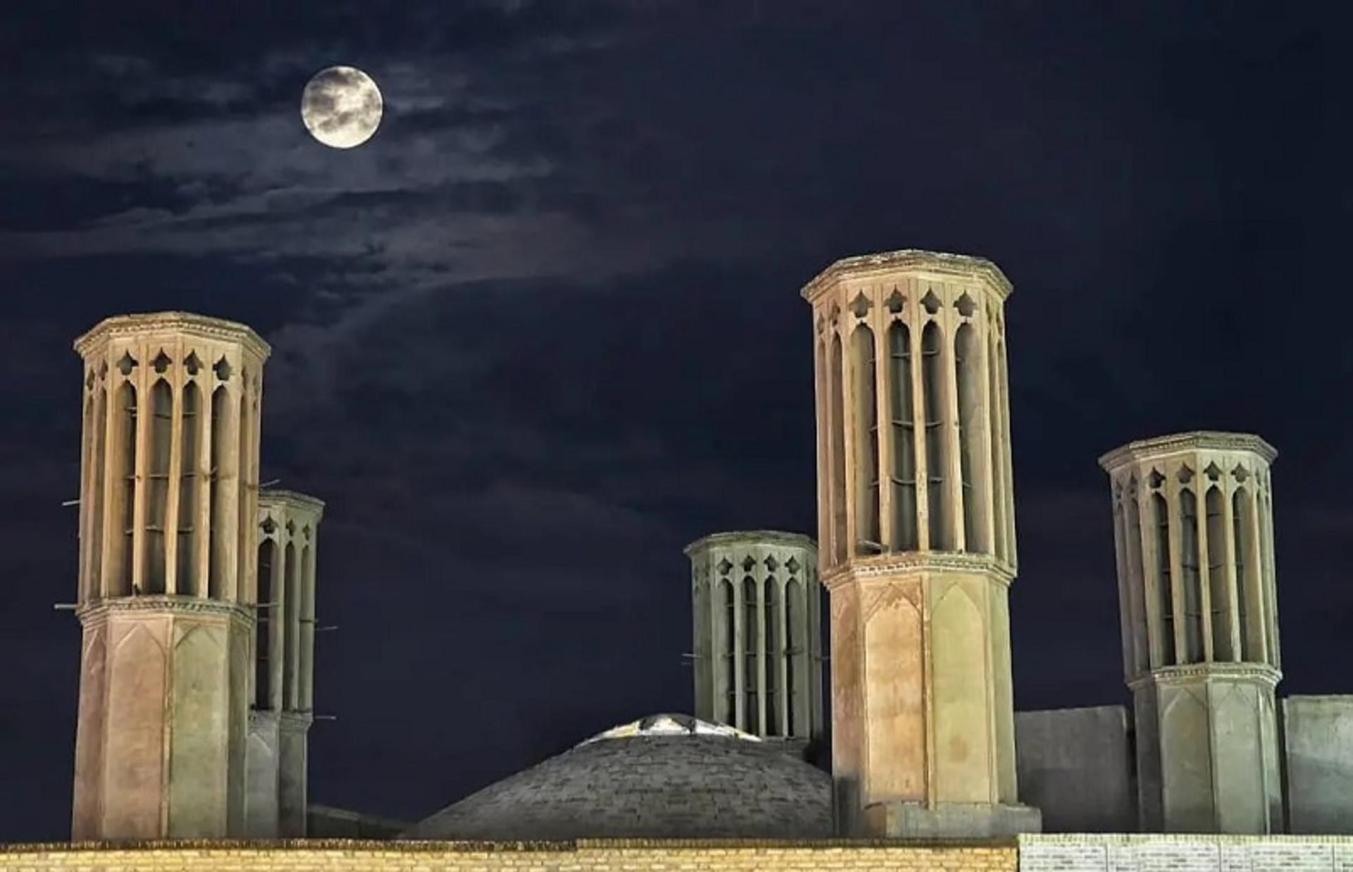 آب انبار پنج بادگیری امیر چخماق