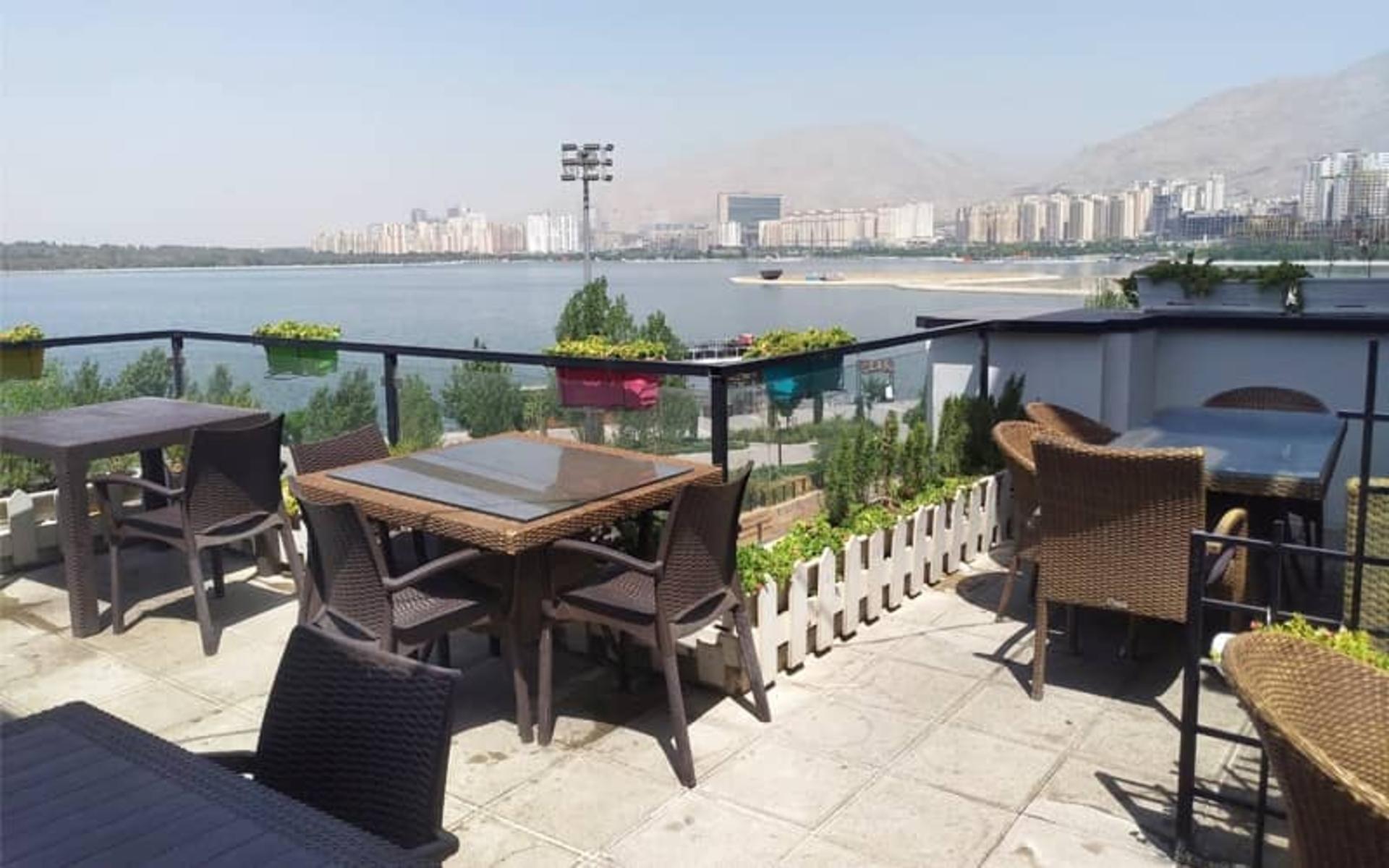 رستوران روباز شمرونن باملند