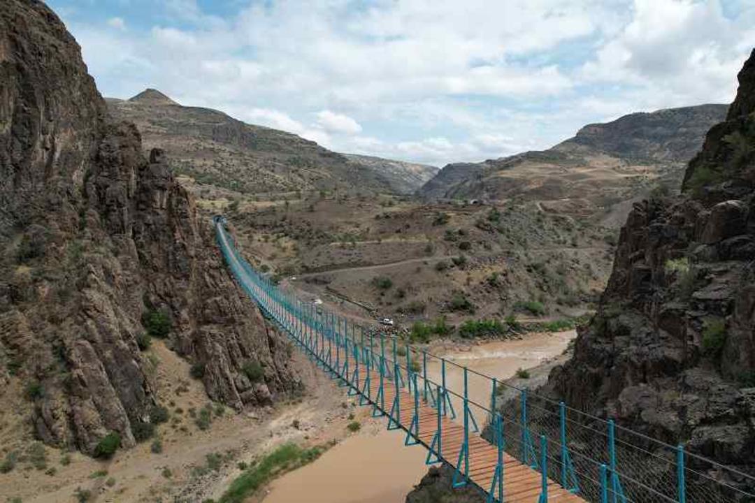 پل معلق پیر تقی