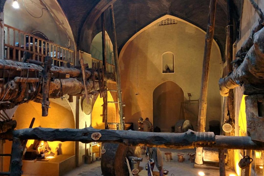 موزه عصارخانه شاهی