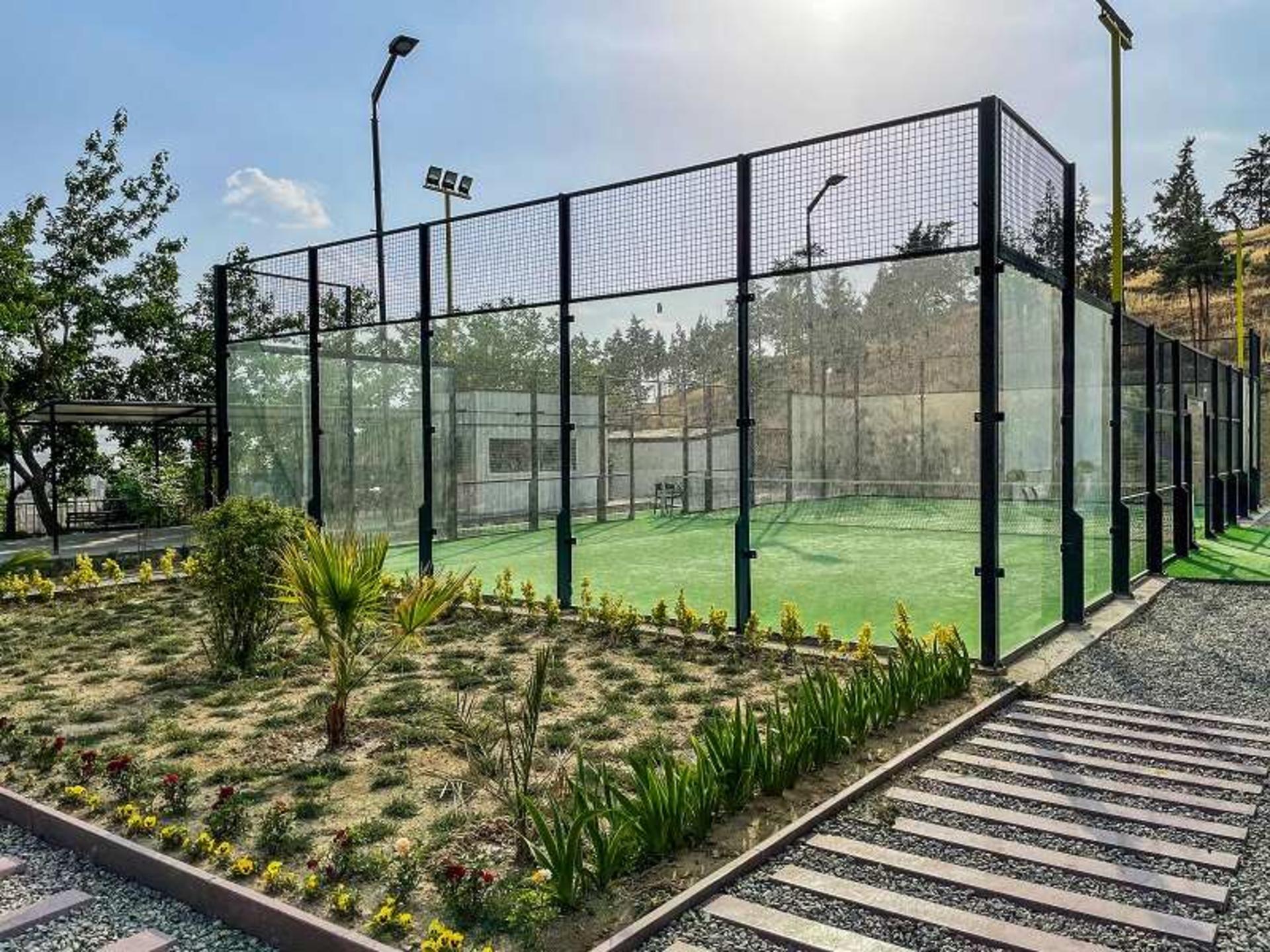 باشگاه اسکواش برج میلاد گوگل مپ