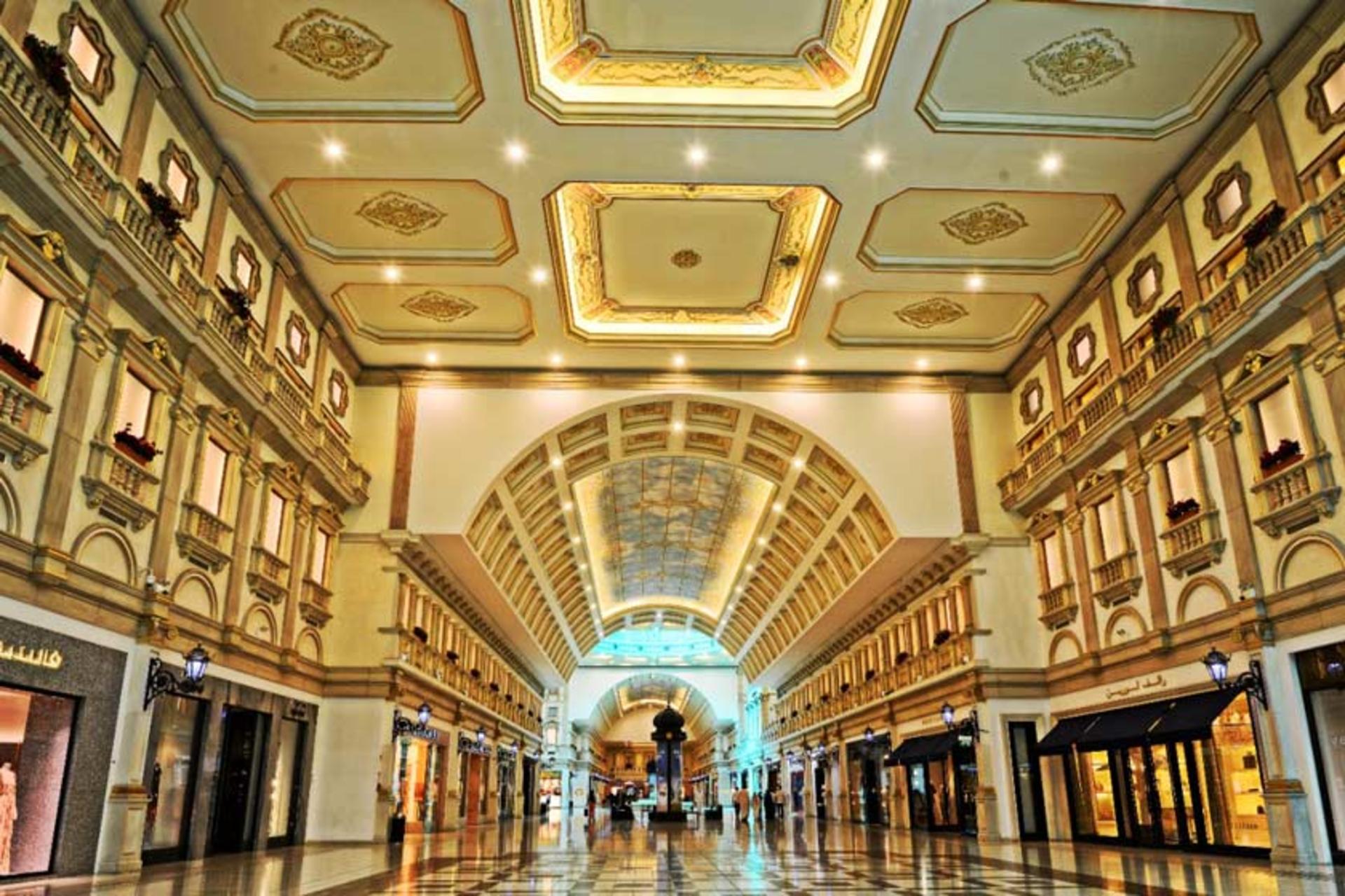 فضاهای داخلی ویلاجیو مال؛ منبع عکس: گوگل‌مپ؛ عکاس: Villaggio Mall