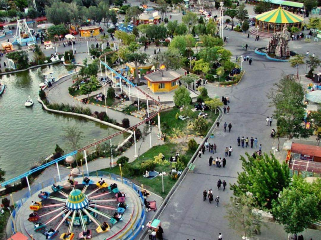 لونا پارک باغلار باغی تبریز