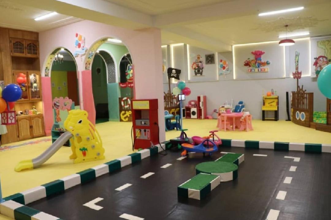 خانه کودک و شادی بادکنکیا تبریز 