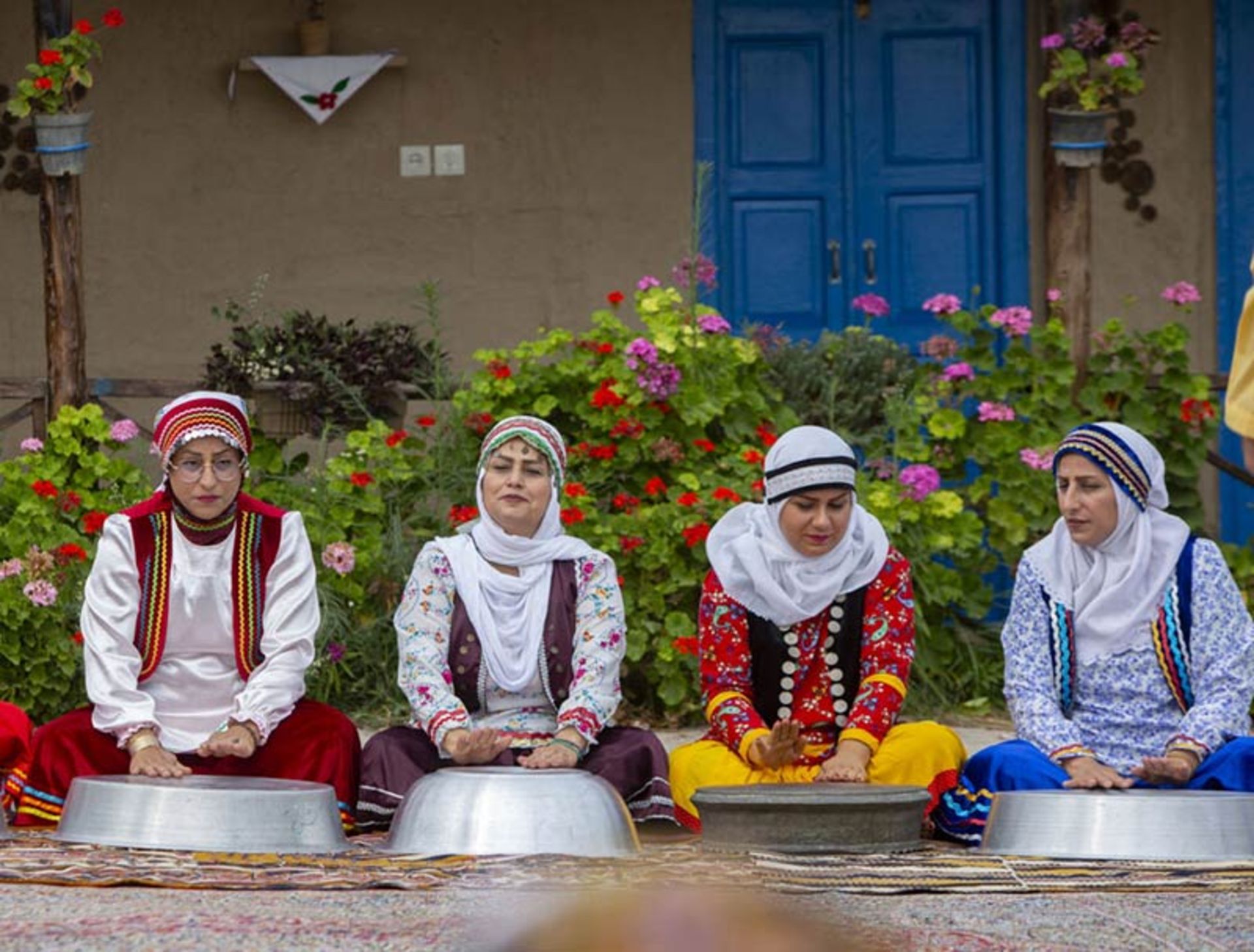 تشت زنی (لگن زنی) زنان مازنی 